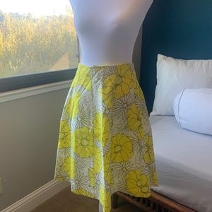 Beautiful Top Shop Sunrise Floral skirt size 4 NWT